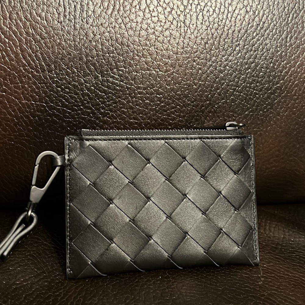 Bottega Veneta unisex  Intrecciato embossed Leather wristlet pouch wallet NEW - Picture 6 of 8